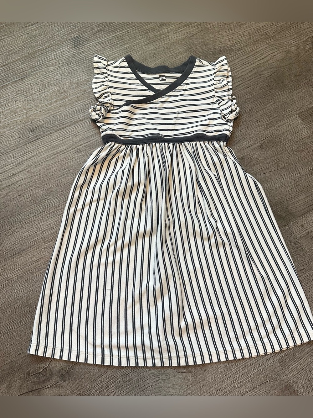 Tea collection ivory striped wrap 100% Cotton dress
